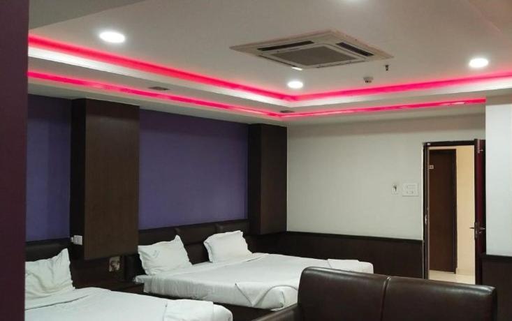 Hotel Vjr Residency By Hotelscart Haïdarabad Extérieur photo
